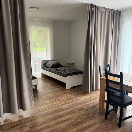 Zentral & Ruhig - Fuer 6 Gaeste In Lage! *