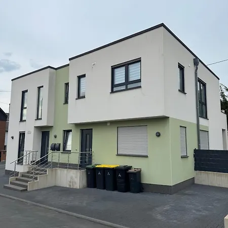 Zentral & Ruhig - Fuer 6 Gaeste In Lage! * Königswinter