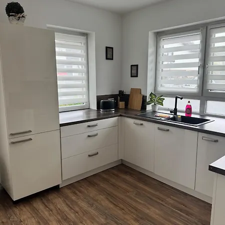 Zentral & Ruhig - Fuer 6 Gaeste In Lage! Lejlighed *