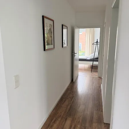 Zentral & Ruhig - Fuer 6 Gaeste In Lage! Lejlighed