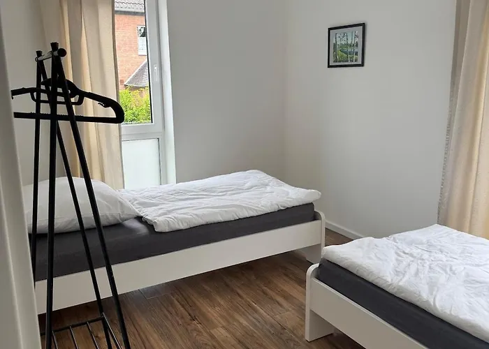 Zentral & Ruhig - Fuer 6 Gaeste In Lage! Appartement *